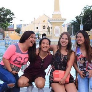 Meet your Posher, Loida